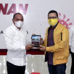 Gubernur Sumut Edy Rahmayadi mengikuti rapat bersama Komisi II DPR RI dan seluruh Kabupaten / Kota yang melaksanakan Pilkada secara virtual di Pendopo Rumah Dinas Gubernur Sumut, Jalan Sudirman No. 41 Medan, Senin (23/11/2020).