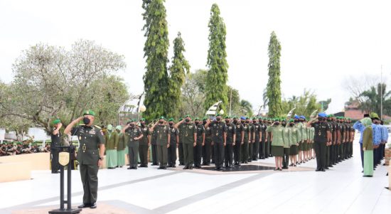 Peringati Hari Juang TNI AD, Kasdam XII/Tpr Pimpin Ziarah ke Taman Makam Pahlawan