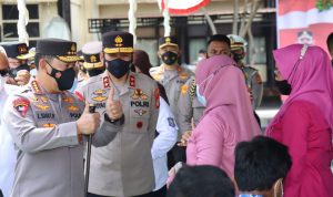 Waspadai Varian Omicron, Kapolri Minta Vaksinasi Dipercepat dan Prokes Dipatuhi Waspadai Varian Omicron, Kapolri Minta Vaksinasi Dipercepat dan Prokes Dipatuhi