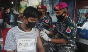 Yonif 8 Marinir Bersama Polres Langkat Melakukan Kegiatan Vaksinasi di Lapas Narkotika Tanjung Pura