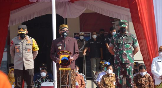 Persiapan Nataru, Bupati Boyoalai Pimpin Apel Gelar Pasukan Tiga Pilar