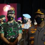 Danrem 061/Sk Ikut Mendampingi Kunjungan Kapolri dan Kasum TNI Tinjau Vaksinasi Massal Yang Diselenggarakan Akabri 2001 di Sentul Bogor