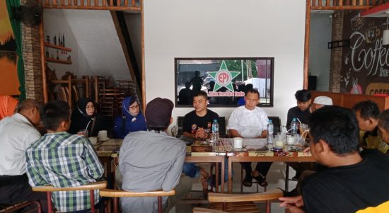Membahas Masalah Pasum Pendidikan Dengan Pemilik Yayasan Dan Para Dewan Guru Sekaligus Mendegar Jeritan Hati Para Pejuang Pendidikan