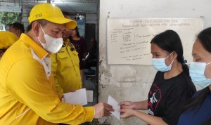 Partai Golkar Medan Berikan Bantuan Kepada Anak Yatim Dua Panti Asuhan