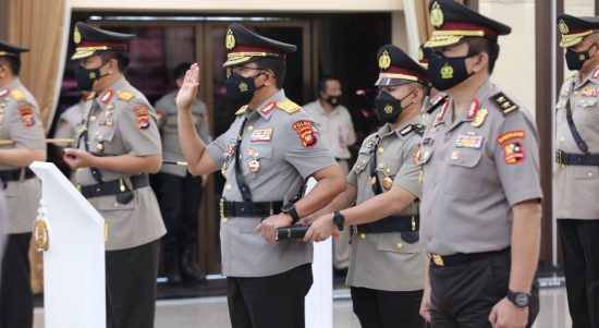Sertijab Polri, Irjen Pol Suryanbodo Asmoro Resmi Jabat Kapolda Kalbar