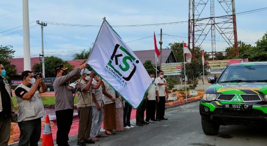 Kapolres Batu Bara AKBP Ikhwan Lubis,S.H, M.H Melalui KSJ Berangkatkan Bantuan Banjir Bandang di Palas