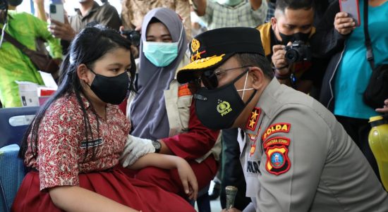 Kapolda Sumut Pantau Vaksin Merdeka Anak Usia 6-11 Tahun di Kab. Serdang Bedagai (V24/AL)
