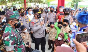 Kapoldasu dan Pangdam 1/BB Kunjungi Serbuan Vaksin Anak Di Kabupaten Batubara (V24/AL)