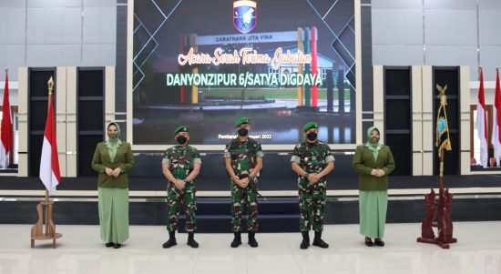 Pangdam XII/Tpr Pimpin Sertijab Danyonzipur 6/SD (V24/AL)