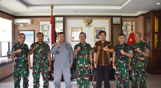 Pangdam Terima Audiensi dari Beberapa Pejabat Maluku (V24/AL)