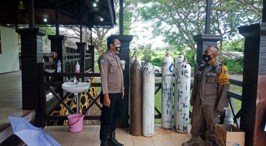 Polres Kutai Kartanegara dan Jajaran Polsek Melakukan Pengecekan Oksigen di RSUD (V24/AL)