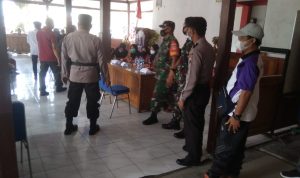 Pastikan Tepat Sasaran Koramil Kemusu Dampingi Penerima Bantuan KKS (V24/AL)