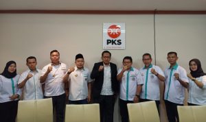 Ketua GM Pujakesuma Sumut Silaturahmi Dengan Hendro Susanto Ketua Komisi A DPRD Sumut (V24/AL)