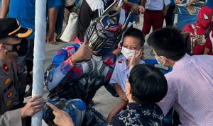 Kapolsek Medan Helvetia Pantau Langsung Giat Vaksin Merdeka Anak Usia 6 - 11 Tahun Di Sekolah - sekolah (V24/AL)