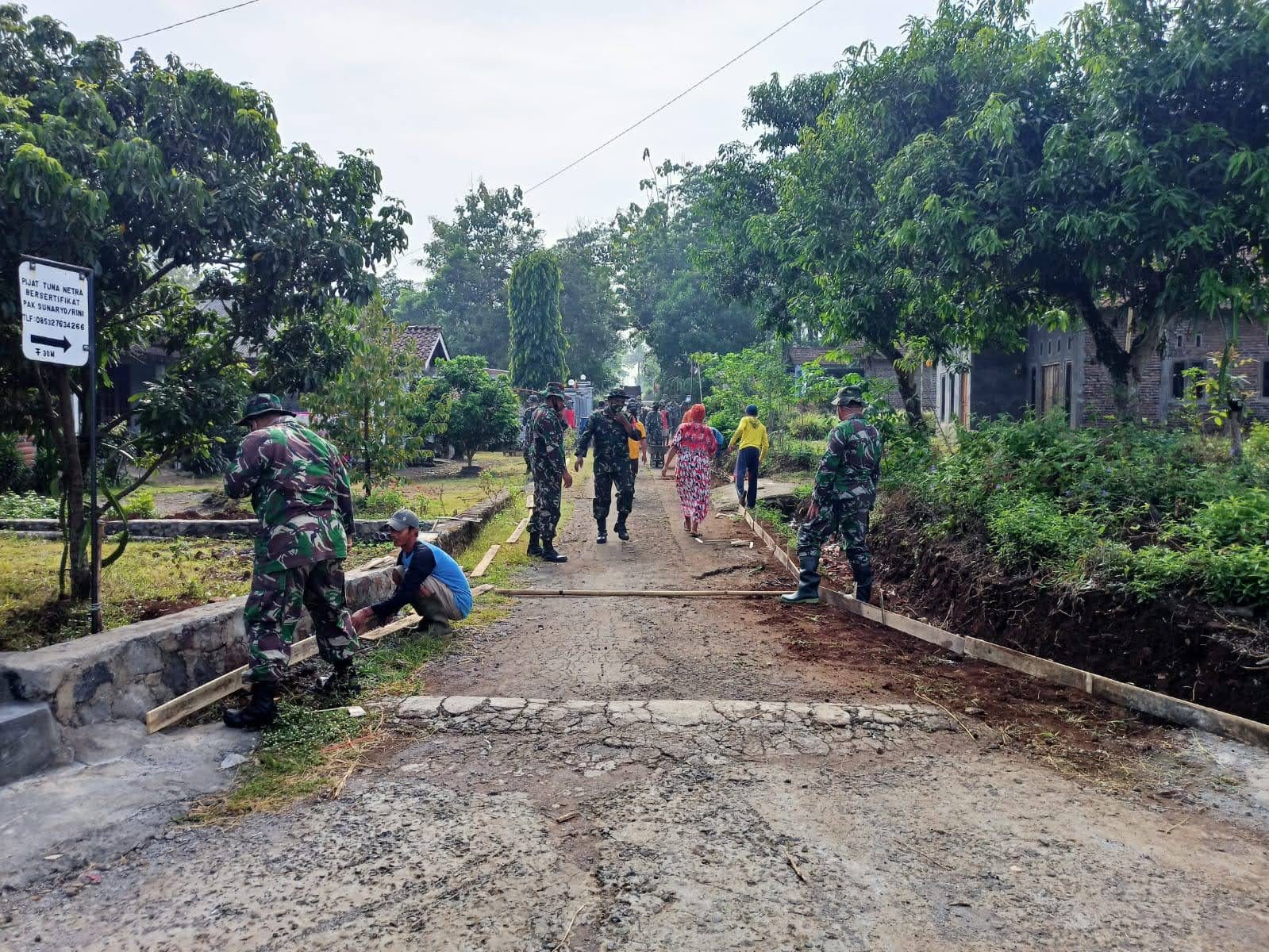 Terus Jaga Hubungan Baik, Babinsa Laksanakan Komsos Dengan Warga Binaan (V24/AL)