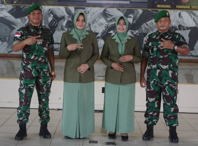 Jabat Ses Dispenad Kolonel Hamim Tohari Serahkan Tugas Dan Jabatan Kepada Danrem 174 Merauke, Kamis (03/02/22), (V24/AL)