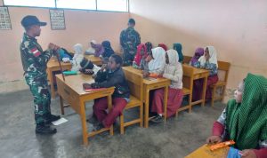 Cinta Tanah Air! Satgas Kodim Yalimo Yonif RK 751/VJS Beri Materi Wawasan Kebangsaan Kepada Generasi Muda, Kamis (10/02/2022), (V24/AL)
