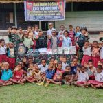 TNI Peduli Anak Papua, Satgas Yonif 126/KC Bagikan Perlengkapan Sekolah Kepada Siswa-Siswi di Perbatasan, Senin (14/02/2022), (V24/AL)