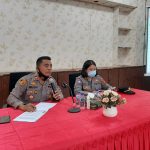 Dalam Rangka Analisa Evaluasi Giat 3T Bhabinkamtibmas, Sat Binmas Polres Batu Bara Gunakan Aplikasi Silacak Polres Batu Bara Cegah Penyebaran Covid-19, Senin (14/02/2022), (V24/AL)