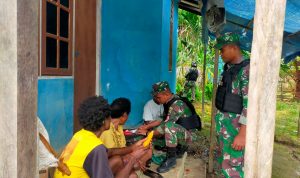 Pelayanan Kesehatan Door to Door Satgas Yonif 126/KC Kepada Warga Papua, Rabu (16/02/2022), (V24/AL)