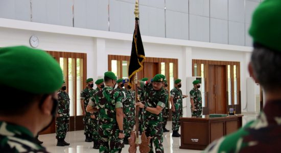 Pangdam XII/Tpr Pimpin Sertijab Pejabat Golongan IV, Rabu (16/02/2022), (V24/AL)