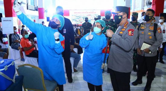 Kapolri Jenderal Listyo Sigit Prabowo Ingatkan Pentingnya Vaksin untuk Hadapi Omicron, Rabu (16/02/2022), (V24/AL)