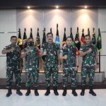 Pangdam XII/Tpr Apresiasi Babinsa Penolong Warga Korban Lakalalin, Senin (21/02/2022), (V24/AL)