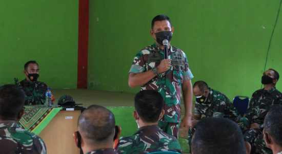 Dandim 0808/Blitar, Ingatkan Anggota Untuk Tetap Jaga Kesehatan, Senin (12/02/2022), (V24/Adil)