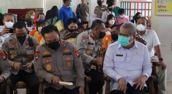 Khawatir Covid-19 Merebak, Vaksinasi Tahap III Dilaksanakan di SD Immanuel, Rabu (23/02/2022), (V24/AL)