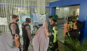 Kodim 0808/Blitar Gencarkan Himbauan Tentang Prokes, Sebagai Upaya Cegah Lonjakan Kasus Positif Covid-19, Kamis (24/02/22), (V24/Madli)