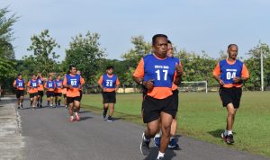 Tes Kesegaran Jasmani Menjadi Tolok Ukur Kemampuan Fisik Prajurit Kodim Sragen, Kamis (24/02/22), (V24/Mimir)