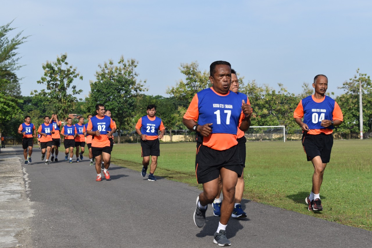 Tes Kesegaran Jasmani Menjadi Tolok Ukur Kemampuan Fisik Prajurit Kodim Sragen, Kamis (24/02/22), (V24/Mimir)