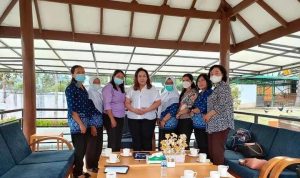 Ketua TP PKK Pakpak Bharat, Ny. Juniatry Franc Tumanggor Terima Audensi Pengurus HIMPAUDI, Jumat (25/02/22), (V24/AL)