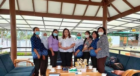 Ketua TP PKK Pakpak Bharat, Ny. Juniatry Franc Tumanggor Terima Audensi Pengurus HIMPAUDI, Jumat (25/02/22), (V24/AL)