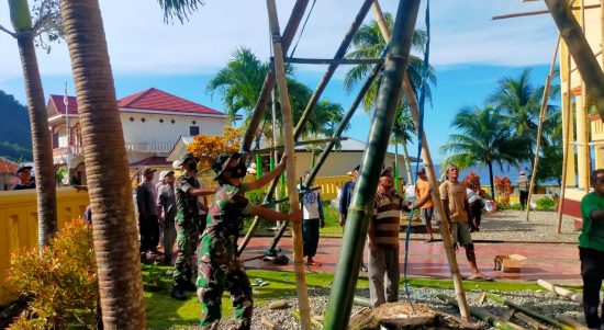Bukti Toleransi Beragama, Warga Muslim dan Non Muslim Bekerjasama Dalam Membangun Masjid di Negeri Wakasihu, Kamis (03/03/22), (V24/AL)