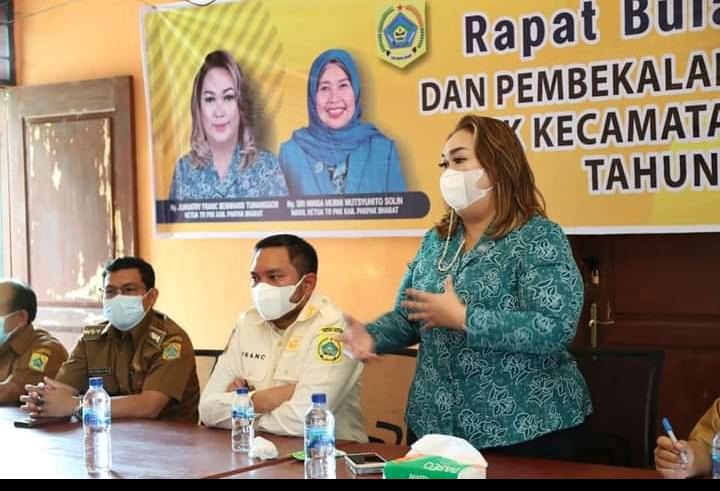 Ketua TP PKK Pakpak Bharat Kembali Mengunjungi Kecamatan Pagindar, Selasa (01/03/2022), (V24/AL)