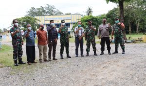 Kasdim Pimpin Peninjauan 'Pilot Project' Kampung Pancasila di Wilayah Kodim 0209/LB, Sabtu (05/03/2022), (V24/AL)