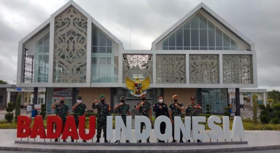 Lanjutan, Kunjungan Satgas Pengganti dari Yon Armed 19/105 TRK DAM XIII/MDK di Perbatasan, Minggu (13/02/2022), (V24/AL)