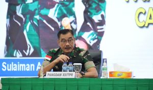 Arahan Diberikan Kepada Panitian Penerimaan, Kamis (10/03/22), (V24/Dedi)