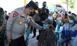 Vaksinasi Lansia Sedang Berjalan, Sabtu (12/03/2022), (V24/AL)