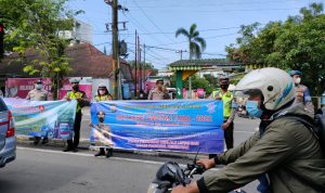 Direktorat Lalu Lintas Gelar Razia dan Himbauan, Senin (14/03/2022), (V24/M.anwar)