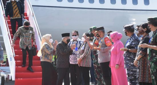 Pangdam IX/Udayana Menyambut Kedatangan Wakil Presiden, Senin (14/03/2022), (V24/AL)