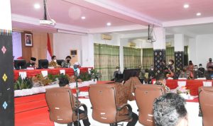 Sttt.. Beliau Sedang Rapat, Selasa (15/03/2022), (V24/AL)