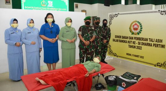 Beliau Melaksanakan Donor Darah, Selasa (15/03/2022), (V24/M.anwar)