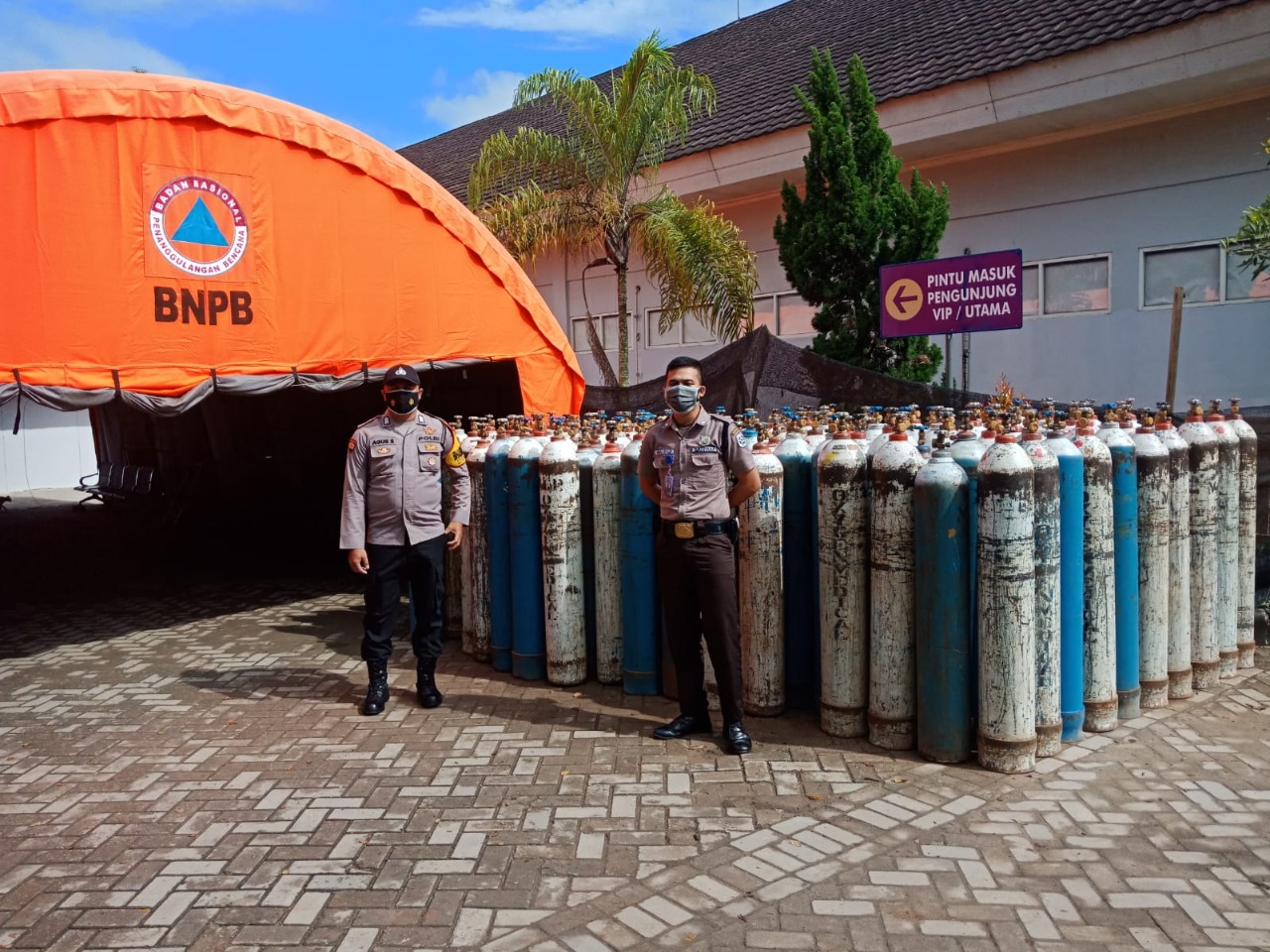 Tabung Oksigen Dapat Menyimpan Oksigen, Selasa (15/03/2022), (V24/AL)