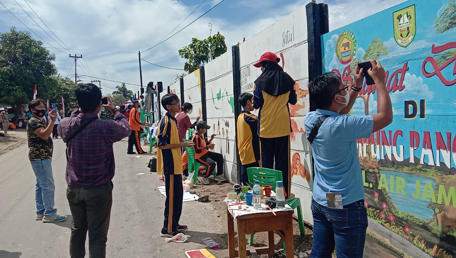 Kini Tembok Memiliki Seni dan Makna, Rabu (16/03/2022), (V24/AL)