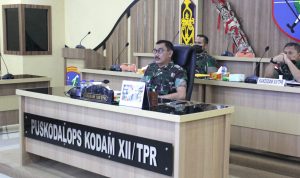 Beliau Duduk dan Mengikuti Rapat Secara Virtual, Kamis (17/03/22), (V24/Dedi)