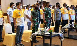 Beliau Berdiri Dalam Pembukaan Kehormatan, Kamis (17/03/2022), (V24/AL)