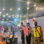 Satgas Sedang Menghimbau Warga Untuk Tetap Prokes, Kamis (17/03/2022), (V24/AL)