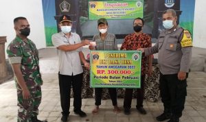 Anggota Persit yang Sakit Mendapat Kunjungan dan Dana Segar, Jumat (18/03/2022), (V24/Madli)